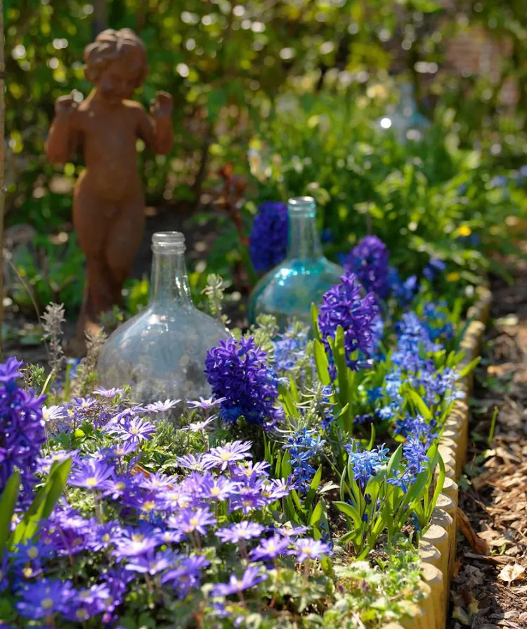 créer un beau jardin en bleu