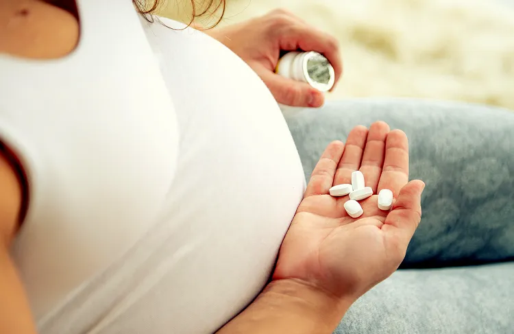 liste des médicaments interdits pendant la grossesse
