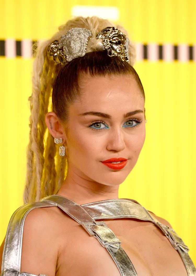 Miley Ceres Medusa's high tail