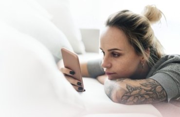 modèle tatouage femme application android gratuite InkHunter manchette tatouage femme