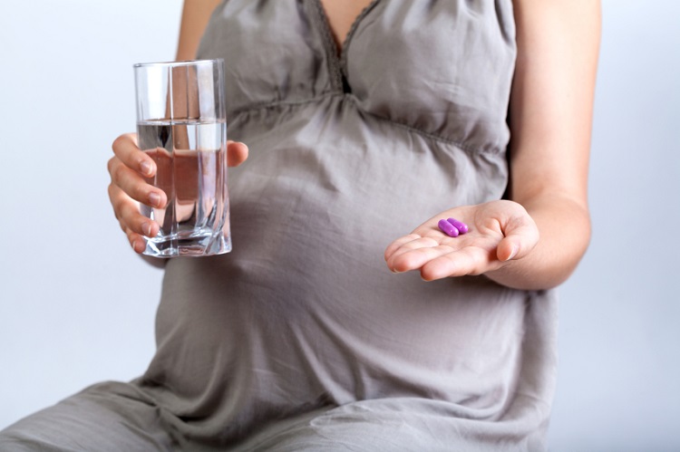 quels sont les médicaments interdits pendant la grossesse première trimestre femme enceinte