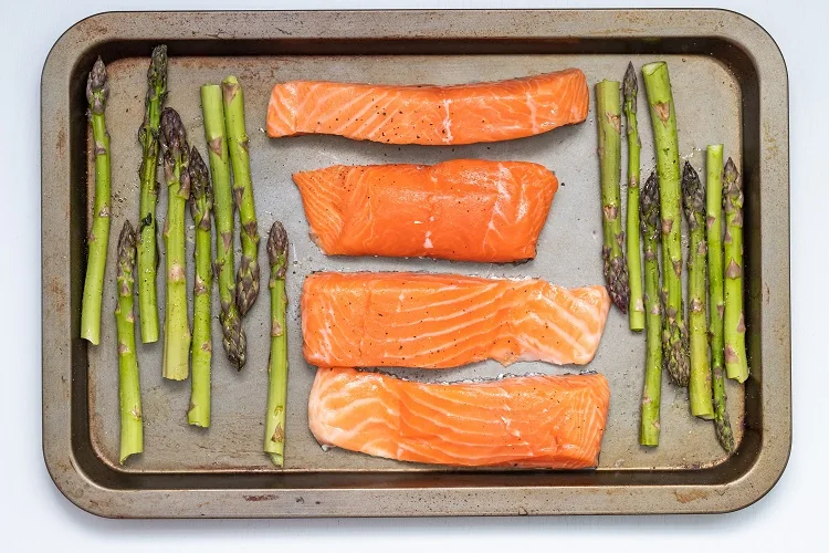 A simple recipe for asparagus salmon