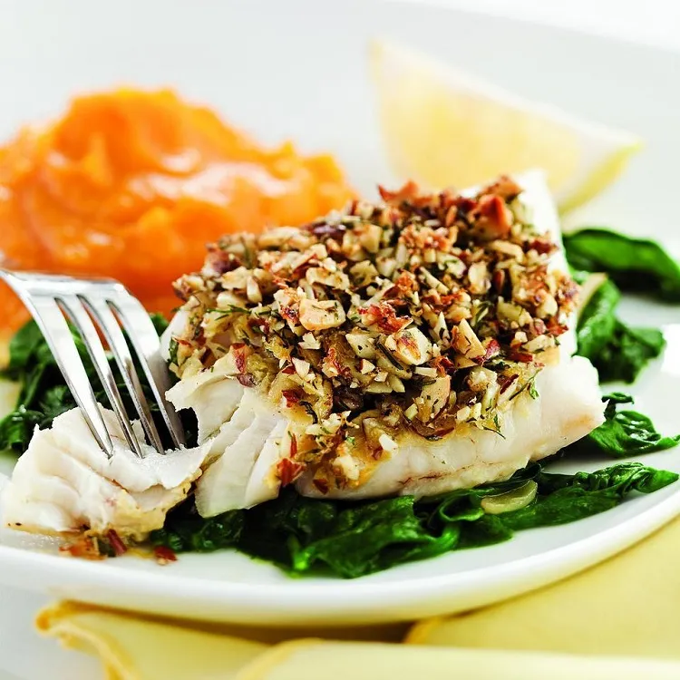 Recipe for spring fried fish halibut with almonds