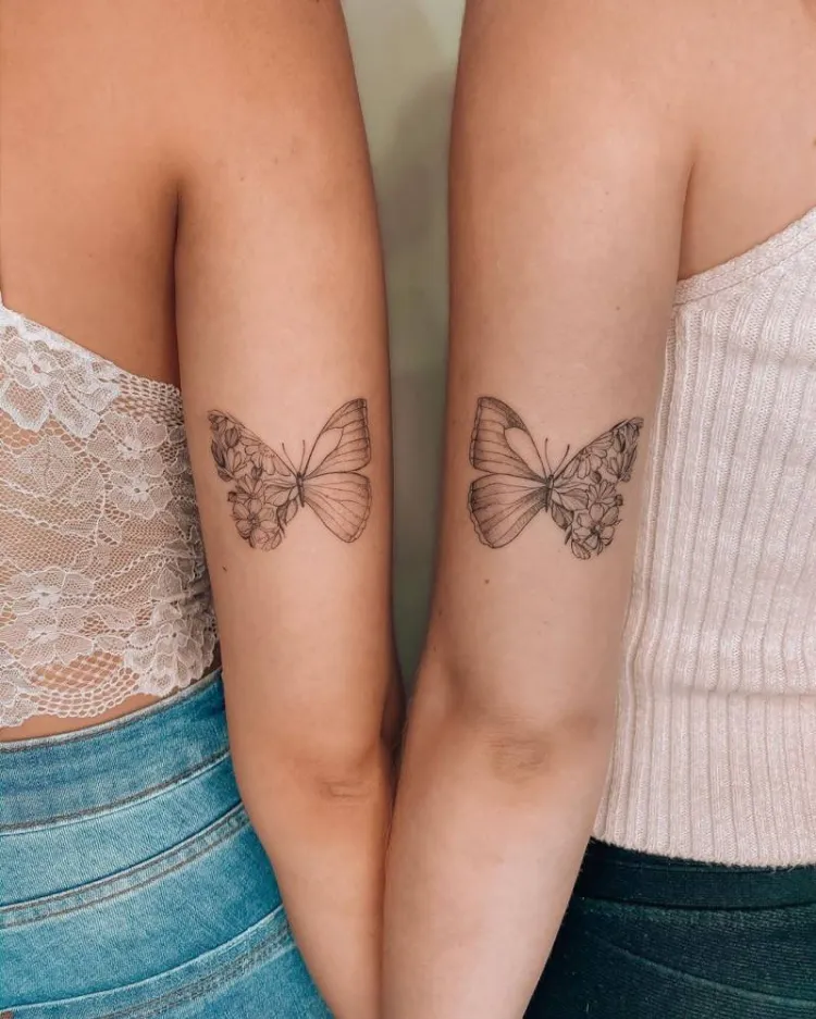 tatouage complémentaire de papillons tendance 2022