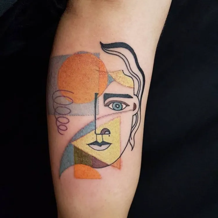 tattoo abstrait en couleur pour homme et femme