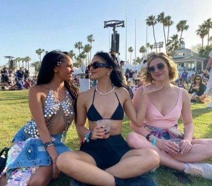 tenue coachella 2022 femme les plus beaux looks repérés lors du festival outfits des célébrité