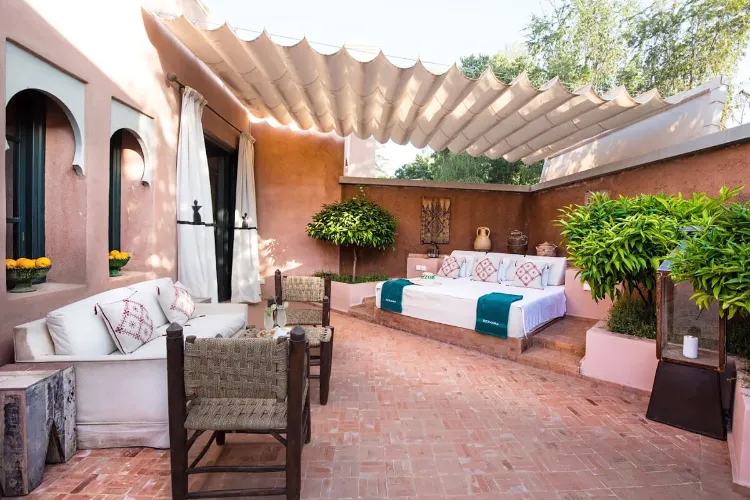 terrace extérieure couverte de style maroccain