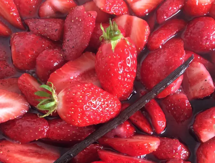 trempez les fraises dans du vin rouge pour bien les laver en 2022