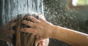 5 secondes pour se rincer les cheveux quelle est cette technique
