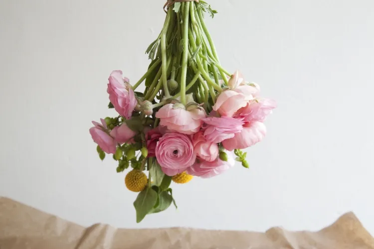 comment conserver des fleurs en vase