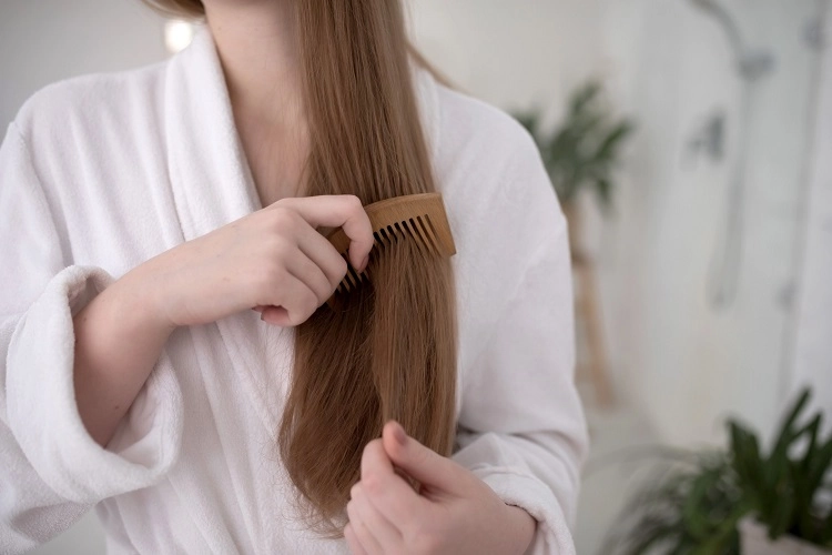 comment faire pousser les cheveux plus vite naturellement en 1 semaine