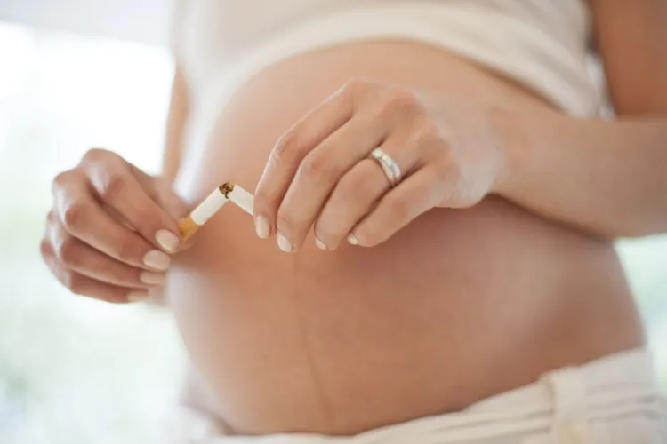 les polluants à éviter pendant la grossesse interdire fumer maison voiture