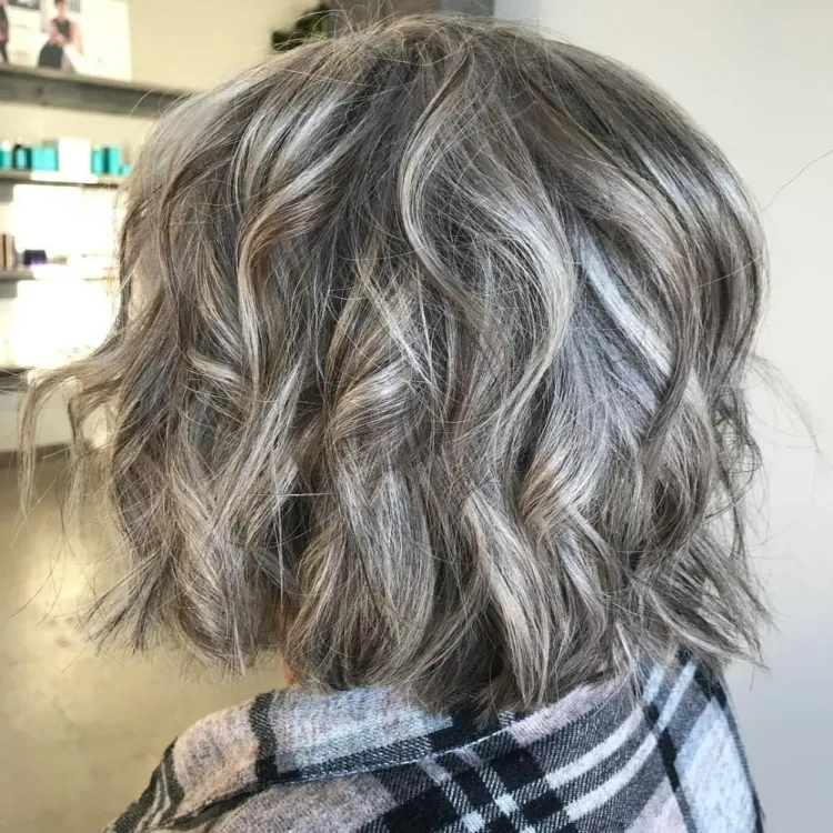 What gray hair cut offers a wavy square beauty discount