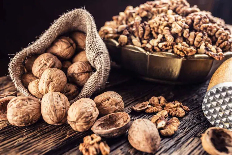 quels sont les bienfaits des noix pour la santé coeur cerveau intestin homme