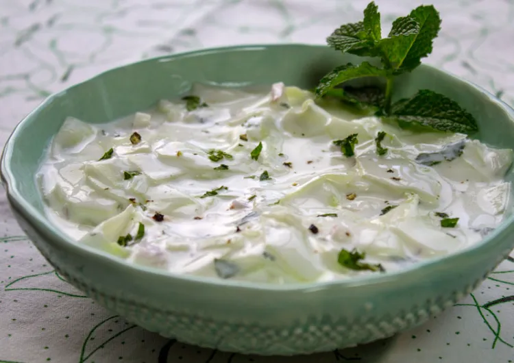 recette de salade de concombre au yaourt tendance 2022