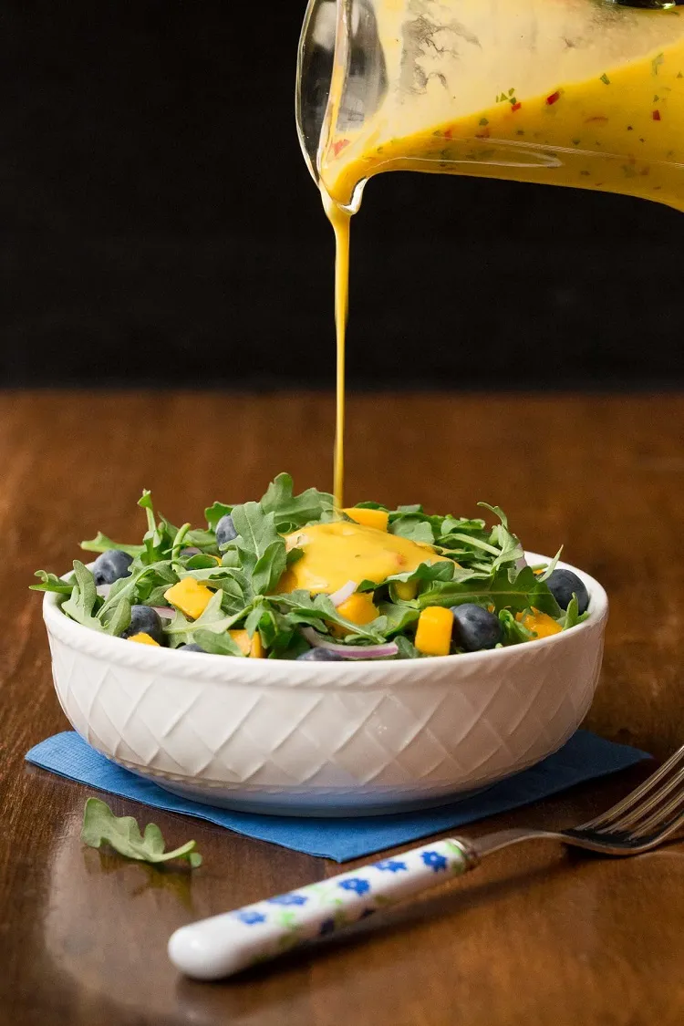 Sweet Spicy Vinaigrette Recipe for Green Salad Summer 2022