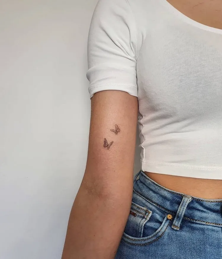 tatouage avant bras femme discret idée tattoo papillon 2022