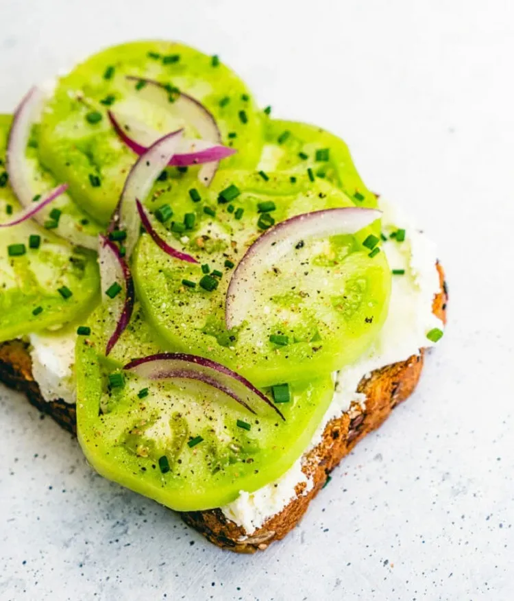 Easy toast for a summer aperitif