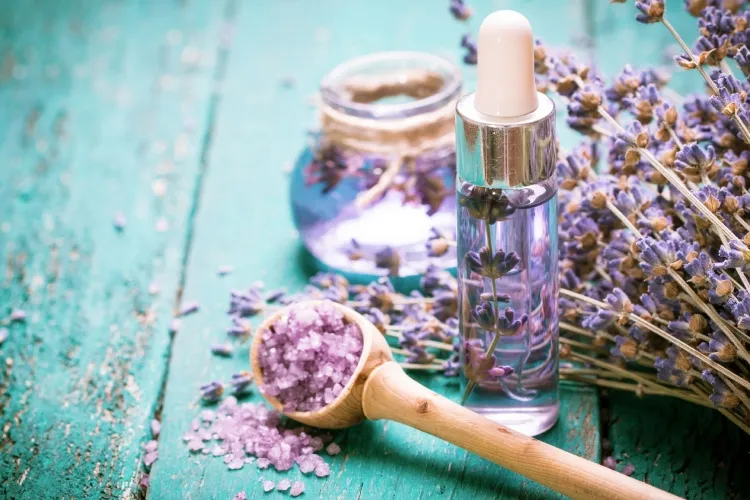 natural painkillers lavender oil relieve migraine topical application