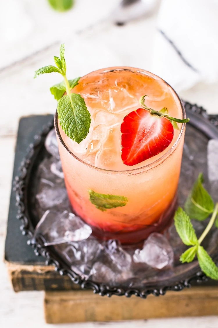 cocktail sans alcool à la fraise