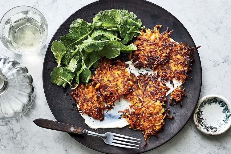 comment râper une courgette recette pomme de terre beignets galettes flan gratin