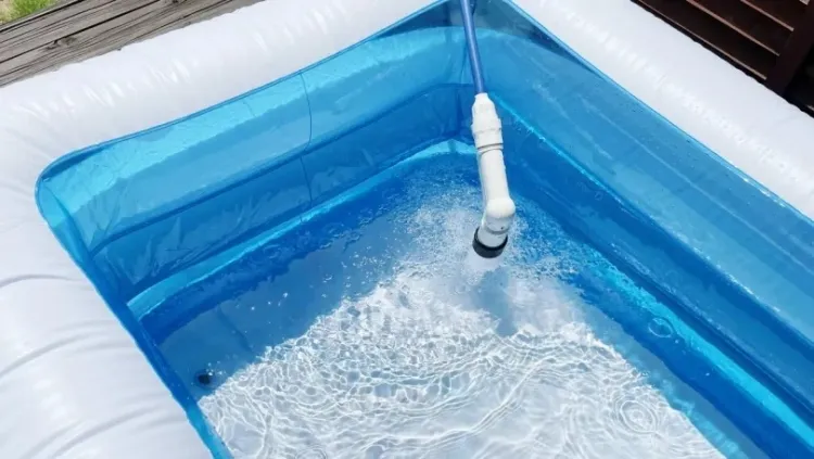 garder eau piscine gonflable propre