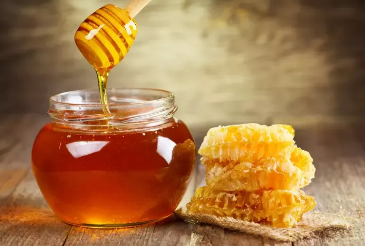 miel contre la piqûre de guêpe 