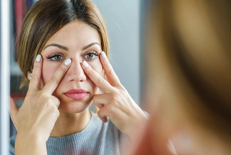 postures de yoga du visage