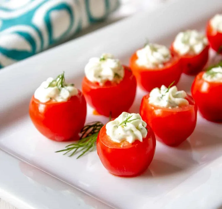 easy aperitif with cherry tomatoes