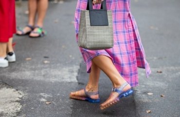 comment porter jelly sandals sandales en plastique méduse femme rentrée 2022