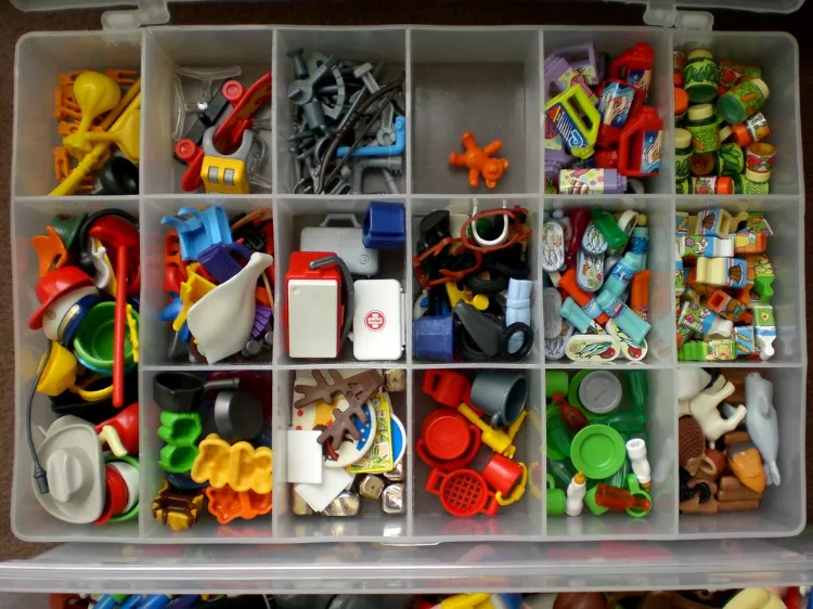 comment ranger Playmobil chambre ordre jouets accessibles coffret caissons