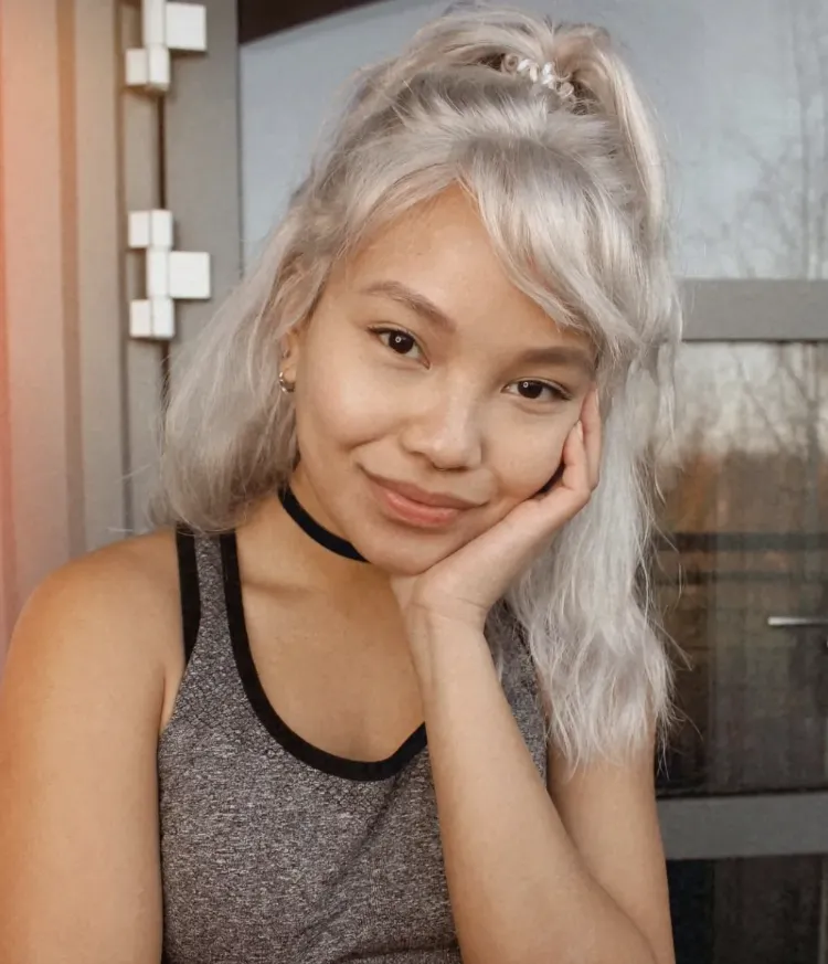 comment réaliser la coloration cheveux grise argentée nacrée oyster gray hair à la maison