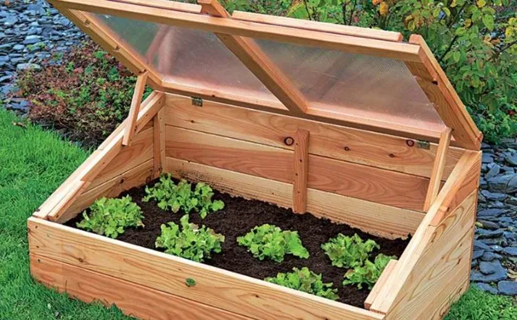 Fabriquer une mini serre de jardin