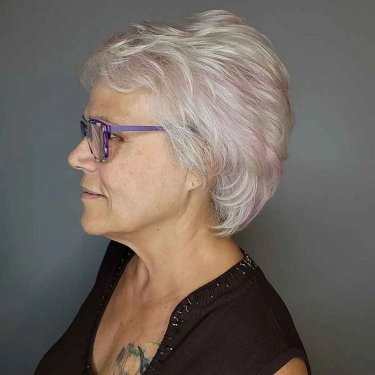 coupe au carré femme 60 ans tendance coiffure automne 2022