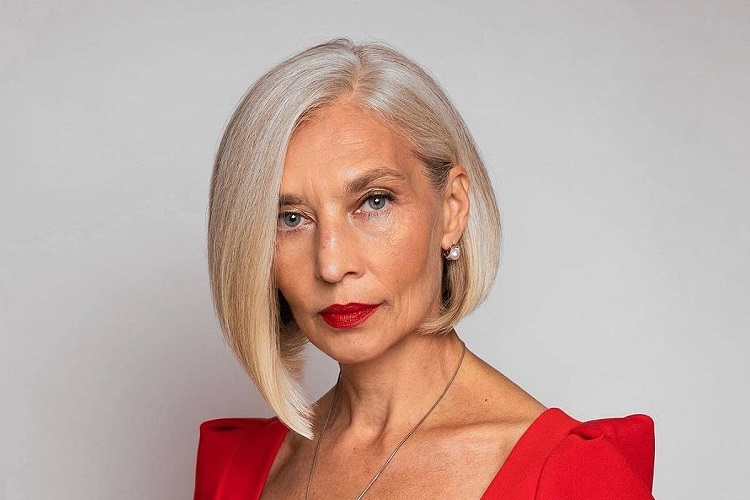 Coupe de cheveux 2022 femme 60 ans et plus : 10+ idées qui rajeunissent