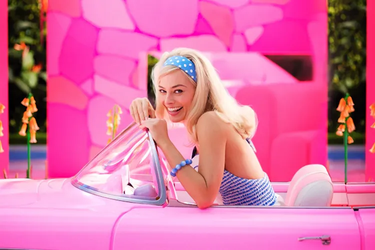 maquillage tendance été 2022 Barbiecore Margot Robbie film Barbie été 2023