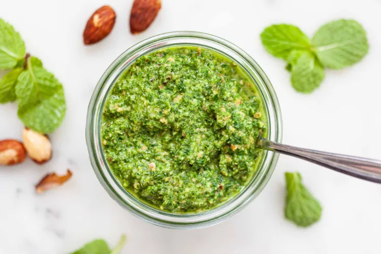what to do with mint pesto almonds fresh parsley delicious summer