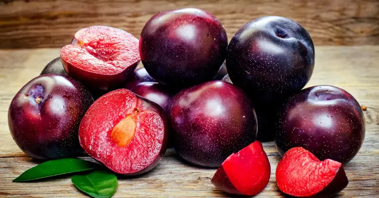 quels sont les bienfaits de la prune rouge 2022 