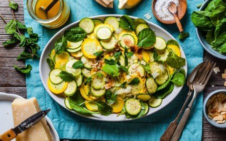 recette courgettes froide fromage chèvre émietté tomates cerises rouges jaunes