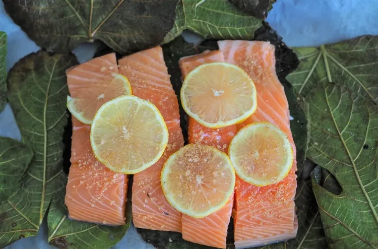 recipe salmon fillet wrapped fig leaves lemon slices easy idea