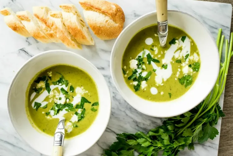 recette soupe courgettes froide alternative gaspacho lisse convenir régimes végétariens