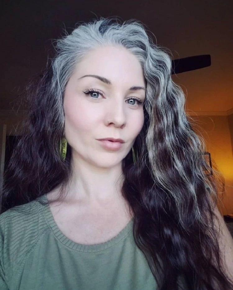 silver sisters cheveux gris
