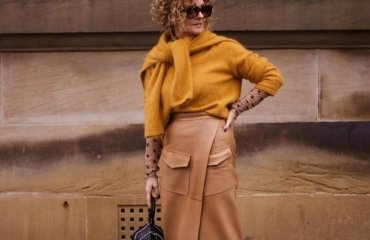 tenue tendance mode automne-hiver 2022 femme 50 ans originale rentree