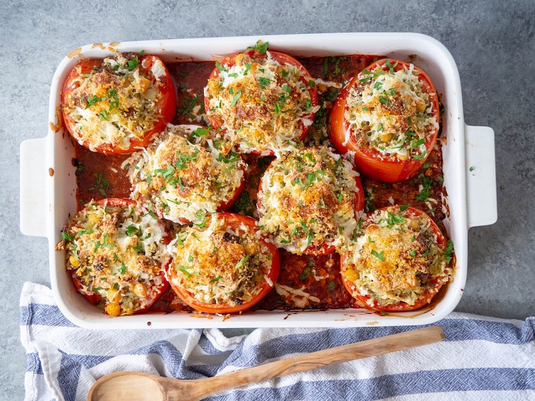 vegetarian stuffed tomatoes with Provencal flavor