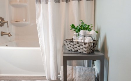 Comment nettoyer un rideau de douche en tissu moisi