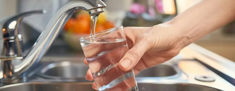 manger des aliments contre la diarrhée arrêter de boire de l'eau mauvais risque de déshydratation
