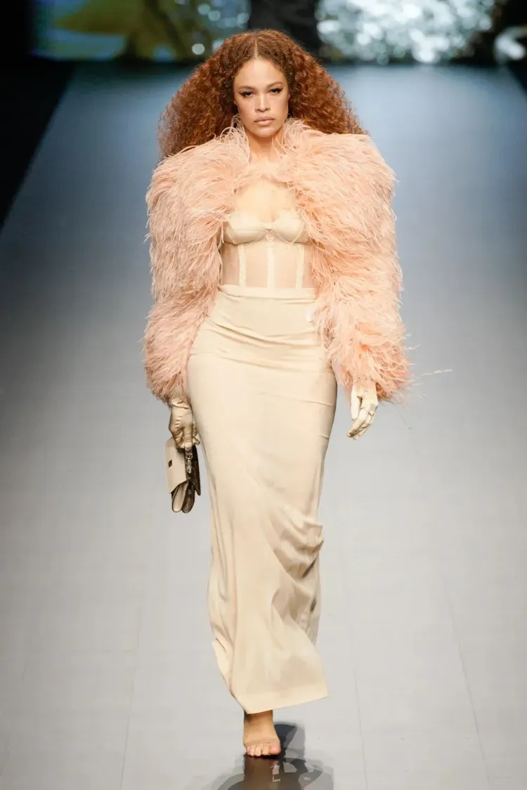 collection ciao kim kardashian dolce gabbana printemps été 2023 milan fashion week