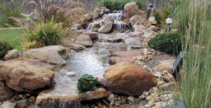 comment créer un cours d’eau au jardin laisser sécher été remplir période précipitations