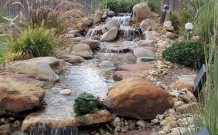 comment créer un cours d’eau au jardin laisser sécher été remplir période précipitations