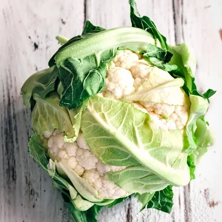 how to use cauliflower leaves